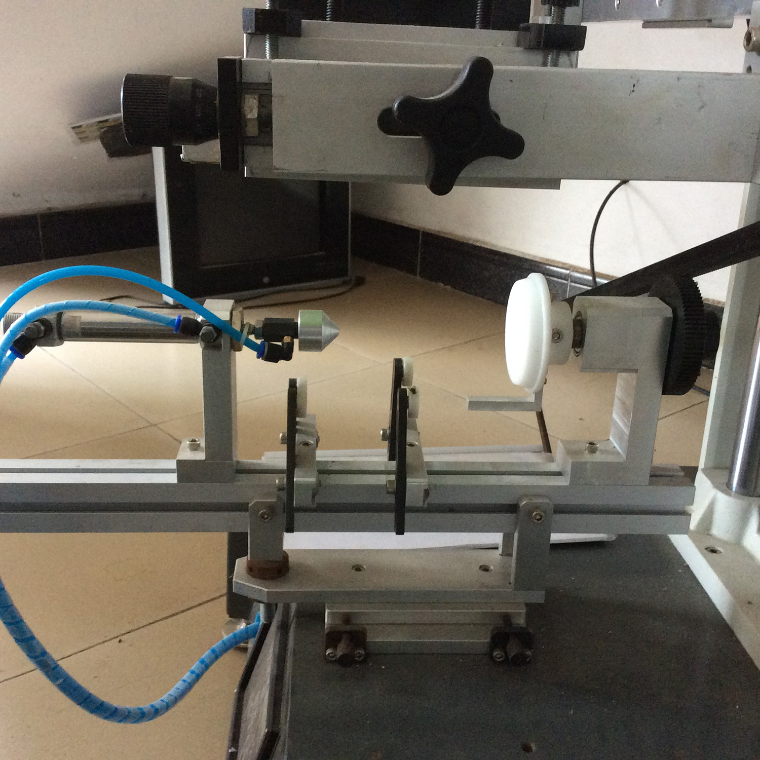 小型台式曲面丝印机（HX-2030Q）